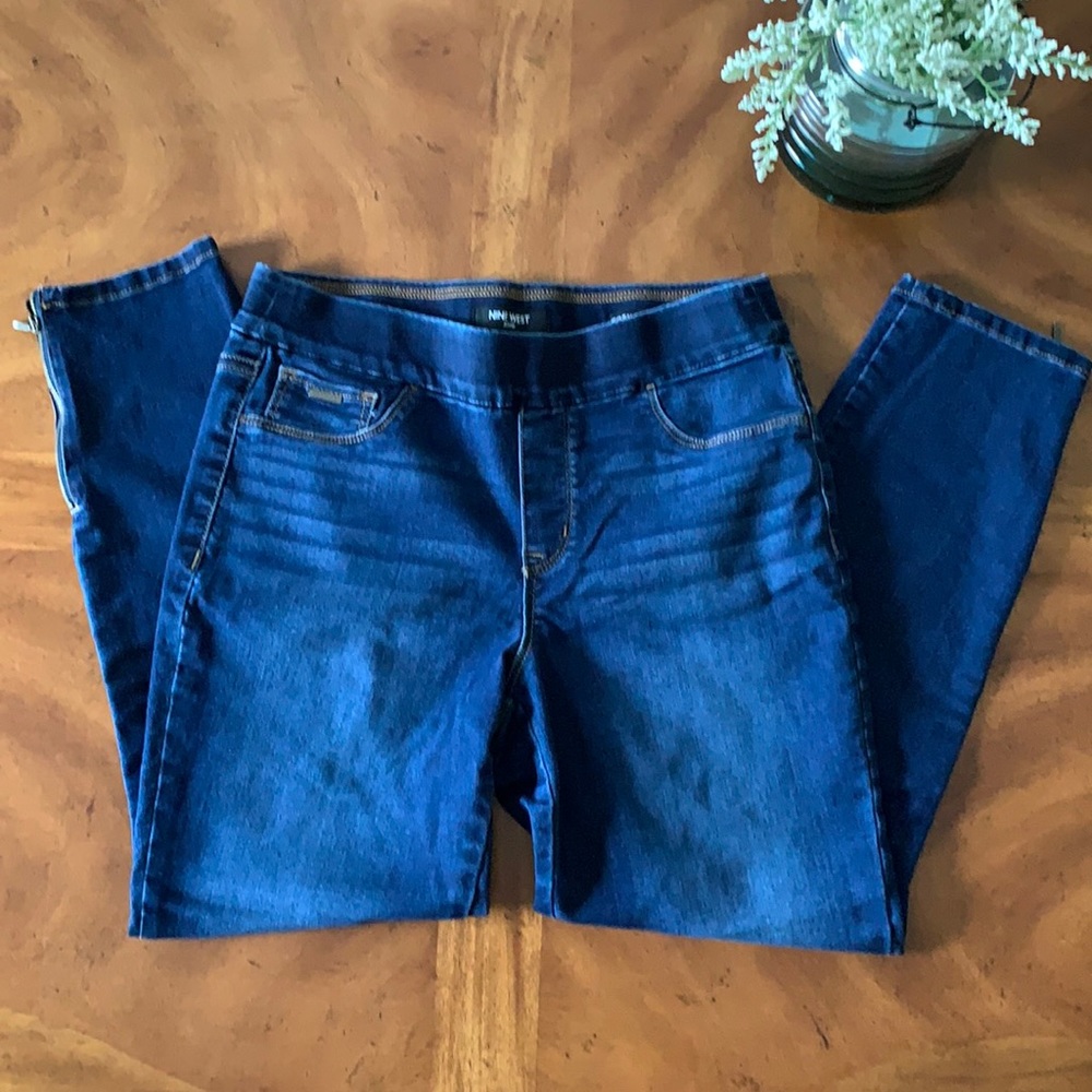 Nine West Heidi Pull on Skinny Crop Jeans. Zipper